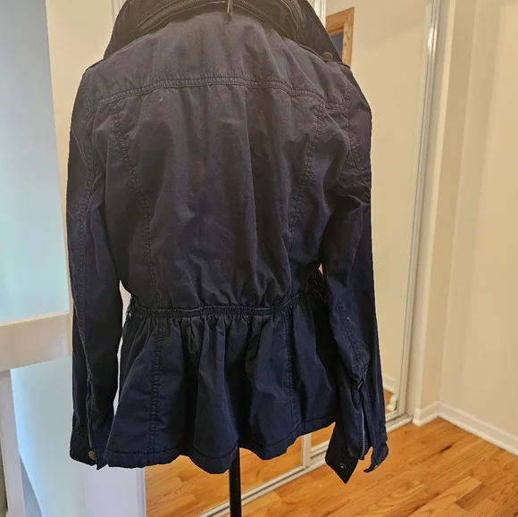 Burberry Jacket - Picture 2 of 5